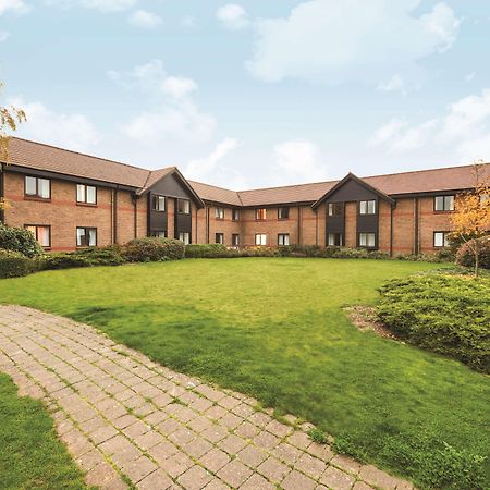 Ramada By Wyndham Cambridge Hotel Fen Drayton Exterior foto